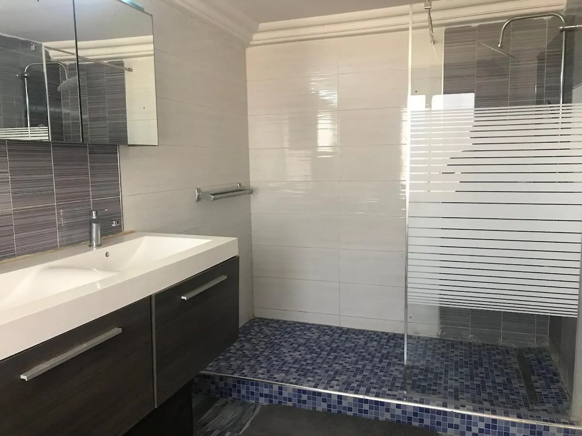 Sumptuous 300 M2 Apartment With Sea View In Almadies Dakar 0*,