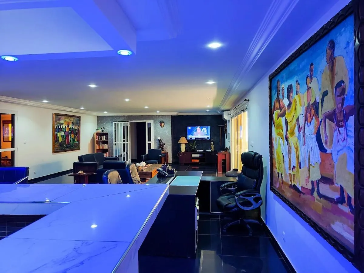 Sumptuous 300 M2 Apartment With Sea View In Almadies Dakar