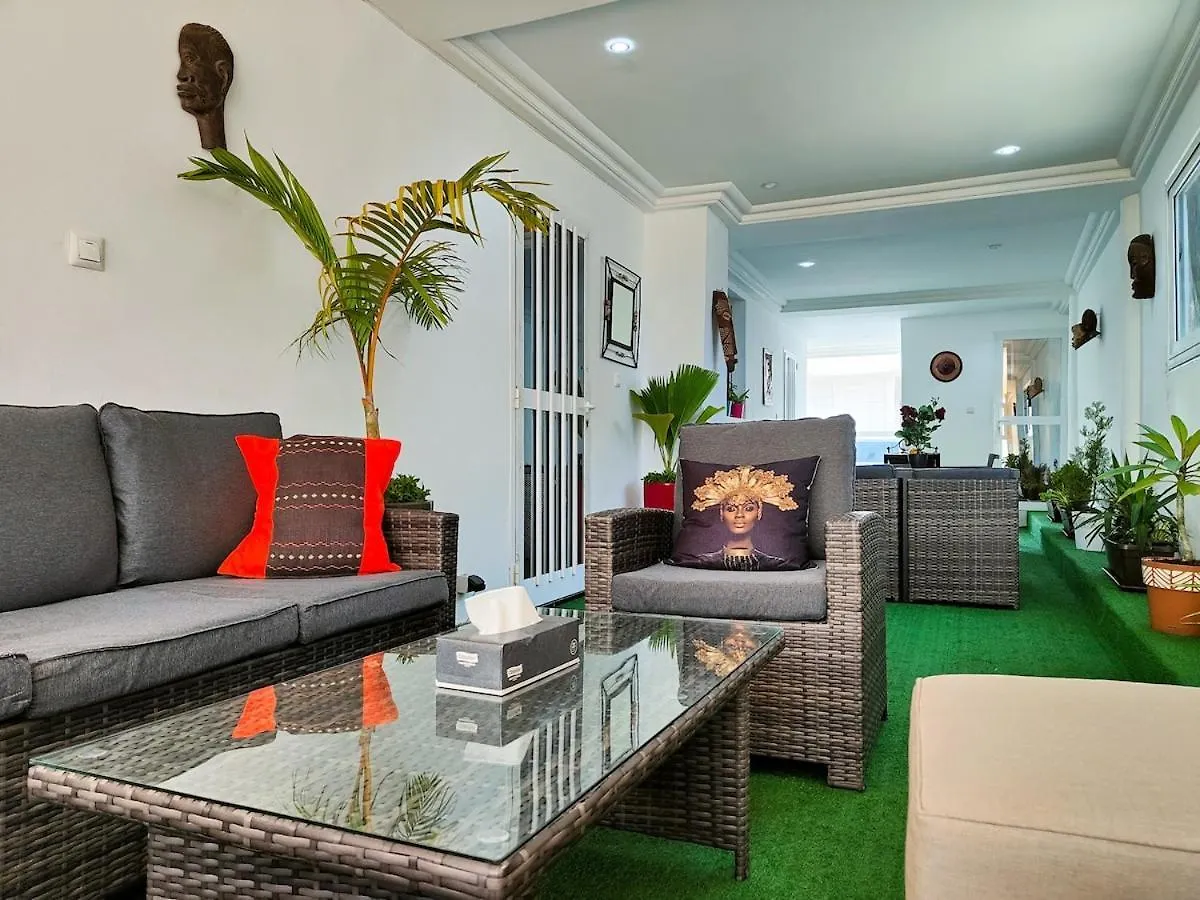 Sumptuous 300 M2 Apartment With Sea View In Almadies Dakar